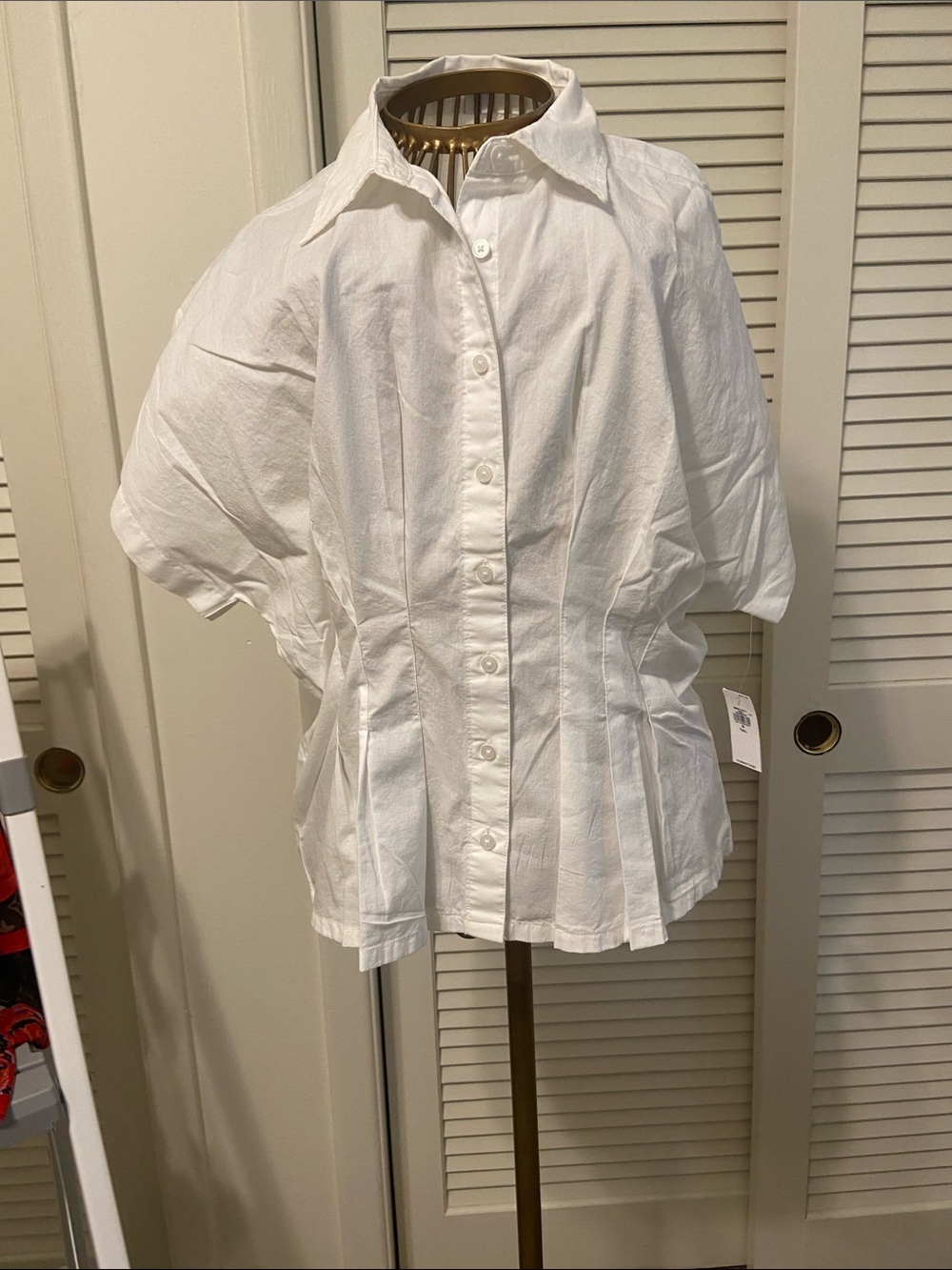 Old Navy White Short-Sleeve Button-Front Peplum Shirt